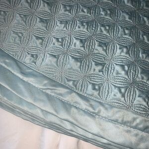 Luxurious Quilted Cezanne Blue Christmas tree skirt 60 in.